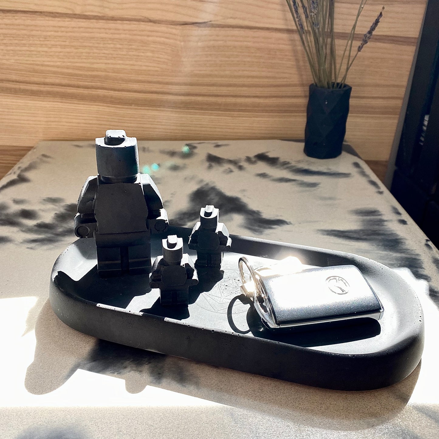 Pocket emptier and mimilego set