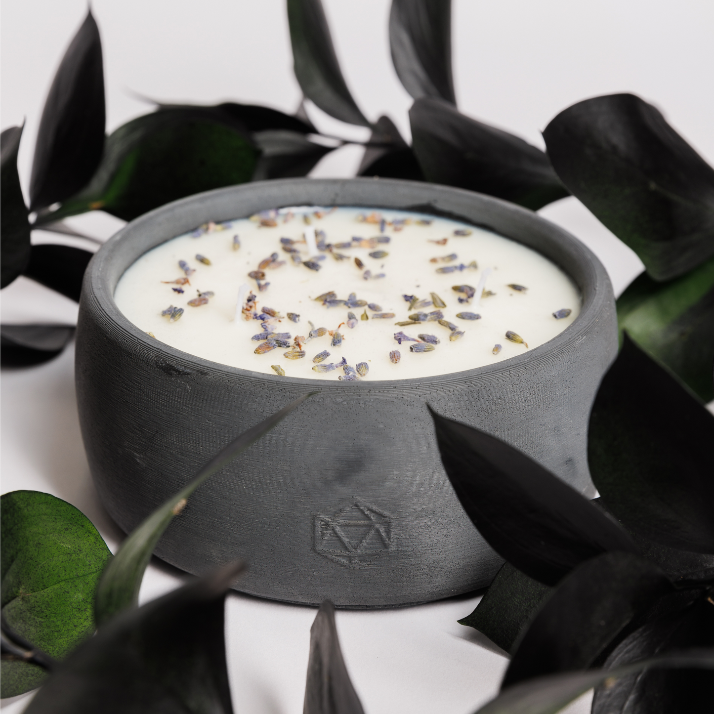 3 wick candle