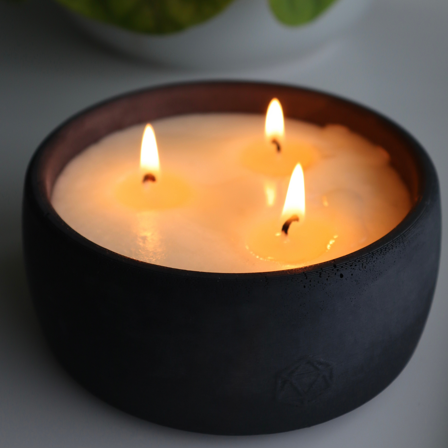 3 wick candle