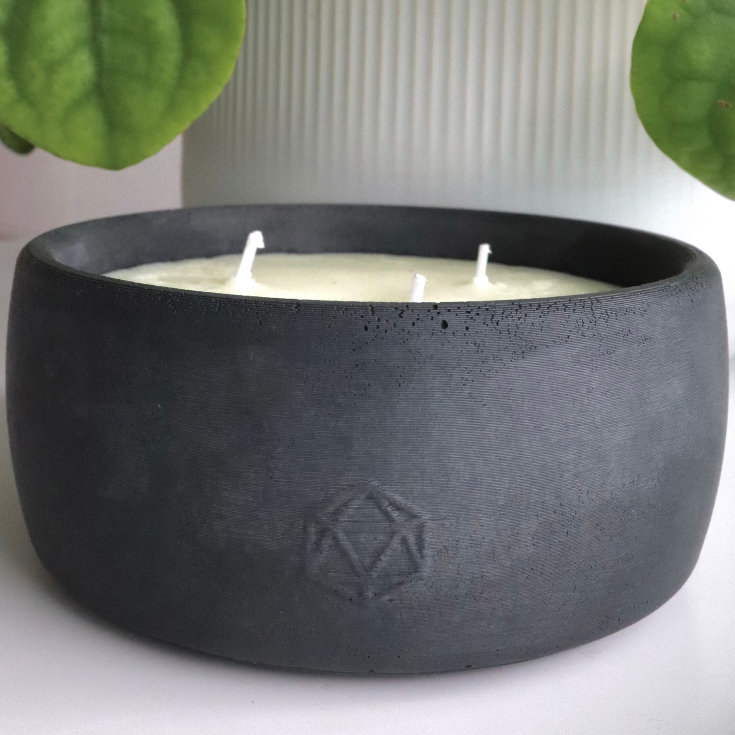 3 wick candle