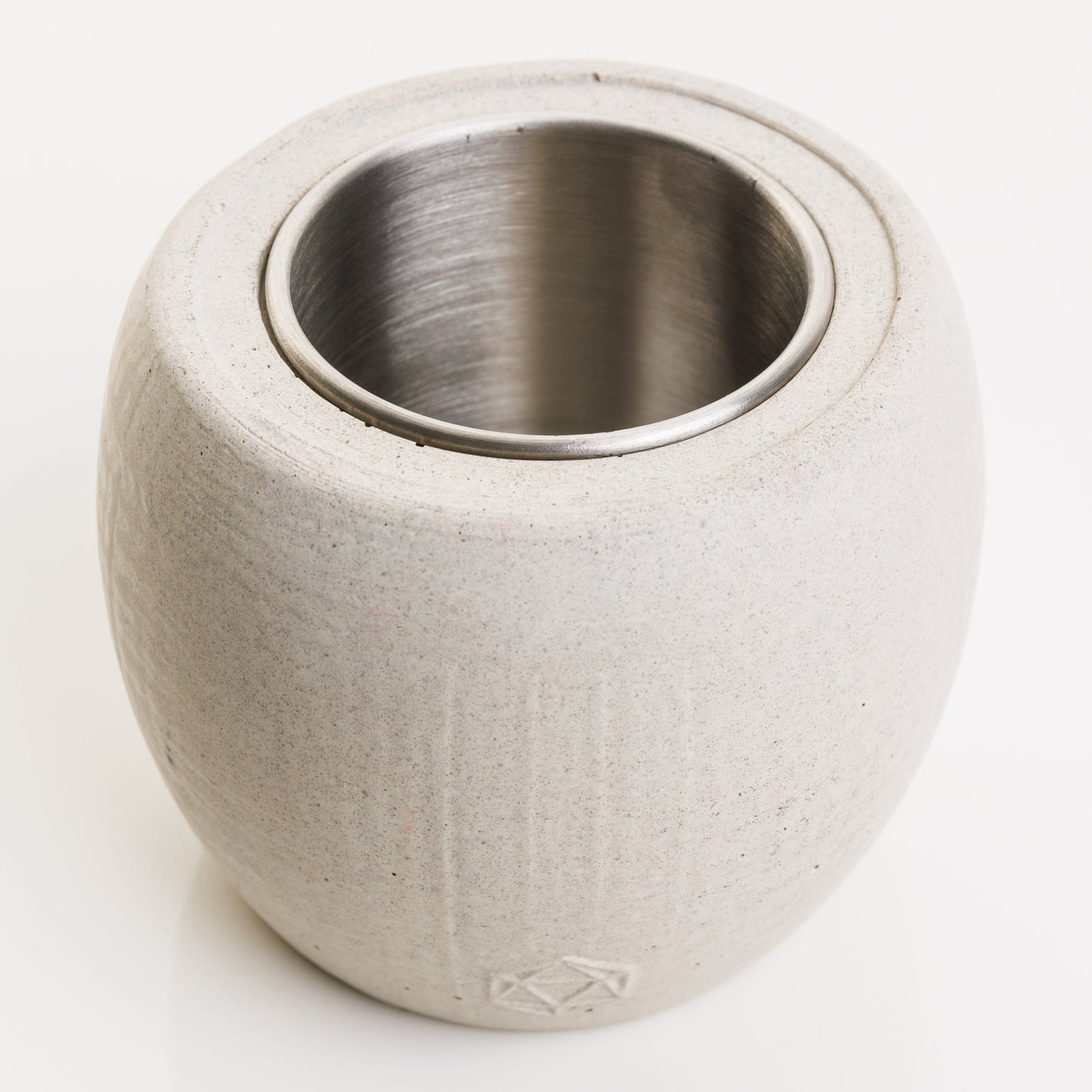 Foyer en béton moderne Mimipots