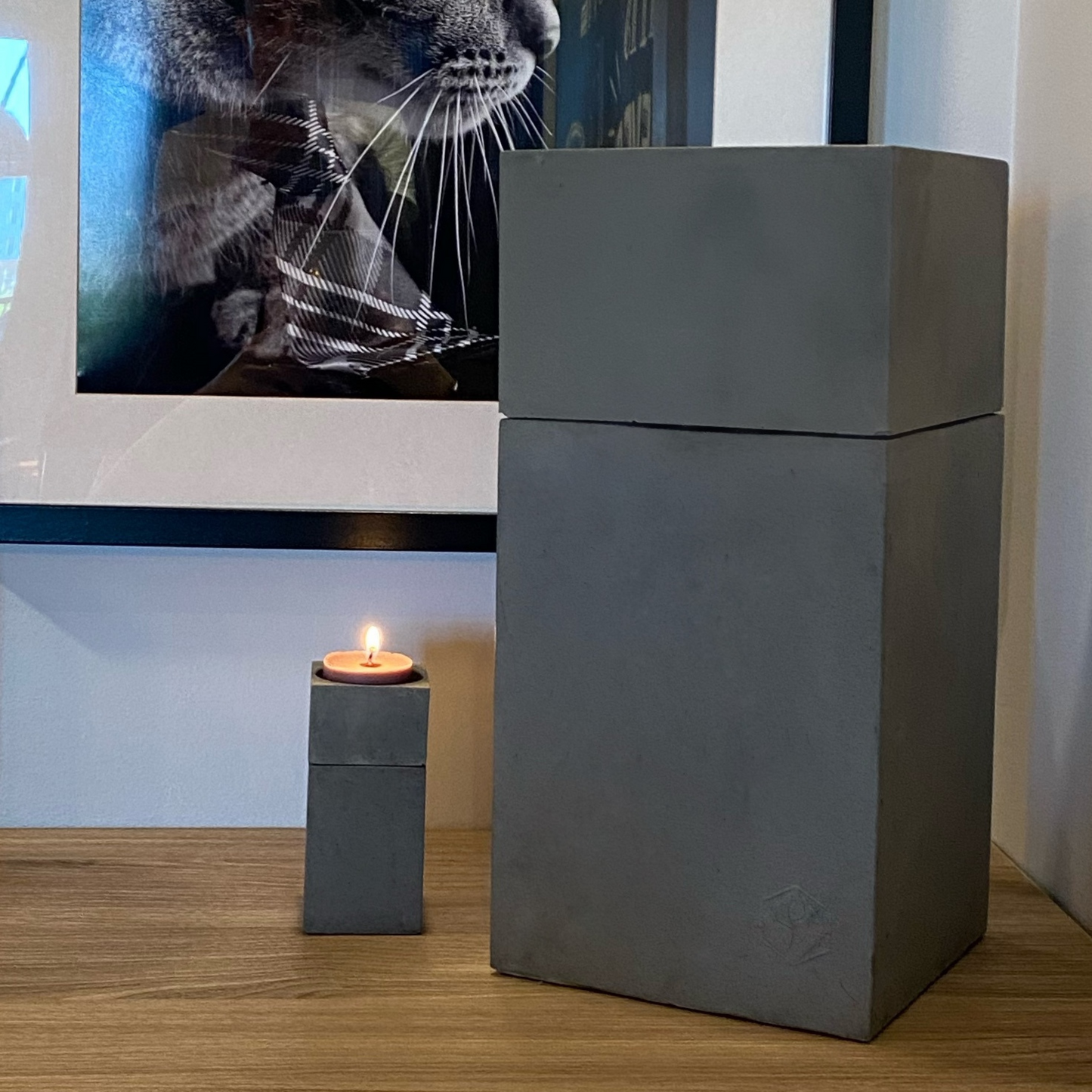 Urne rectangulaire en béton