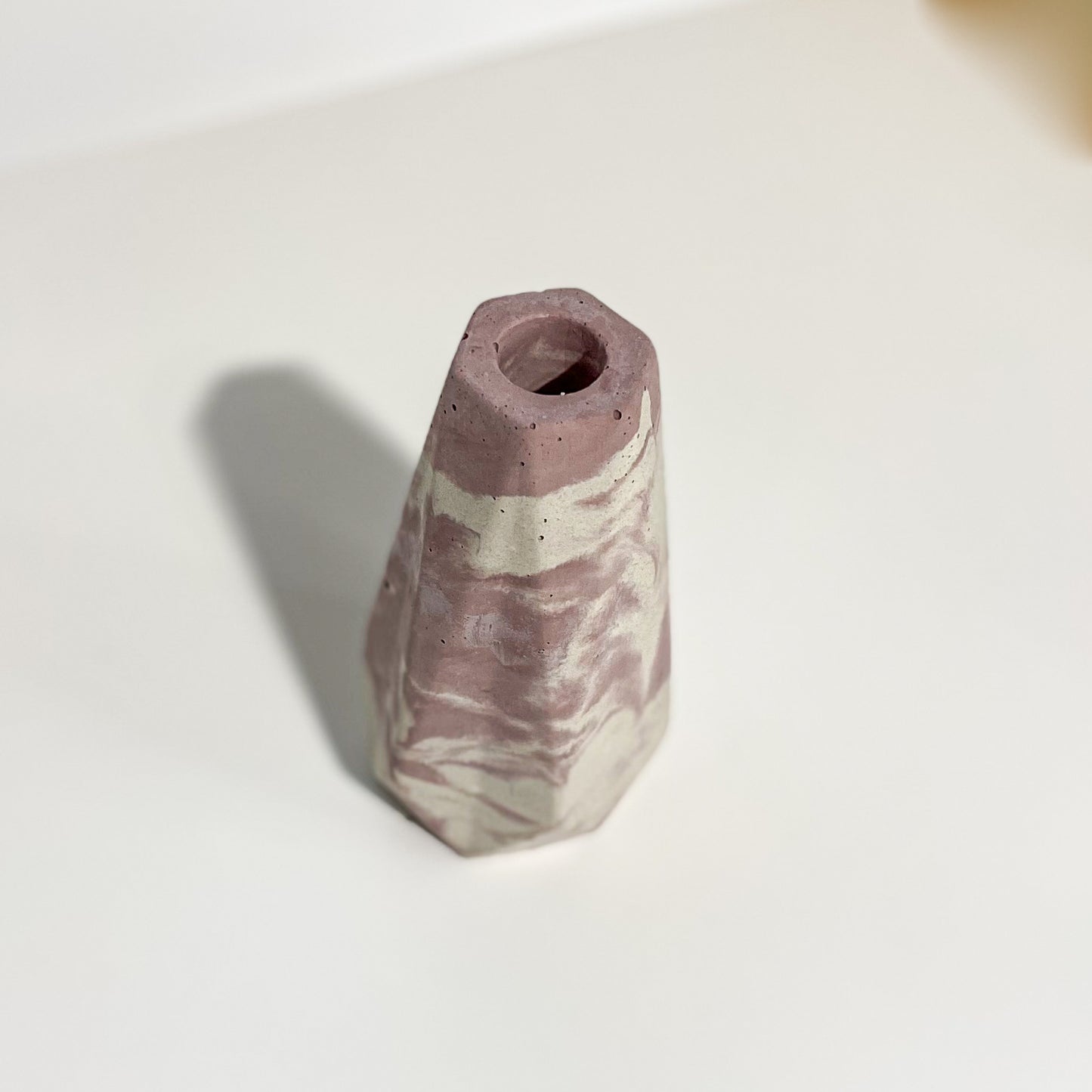 Flower vase