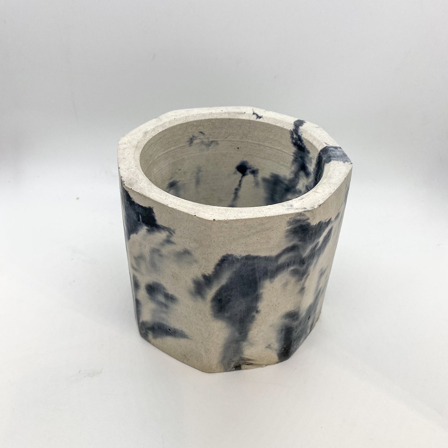 Jadeite | concrete pot