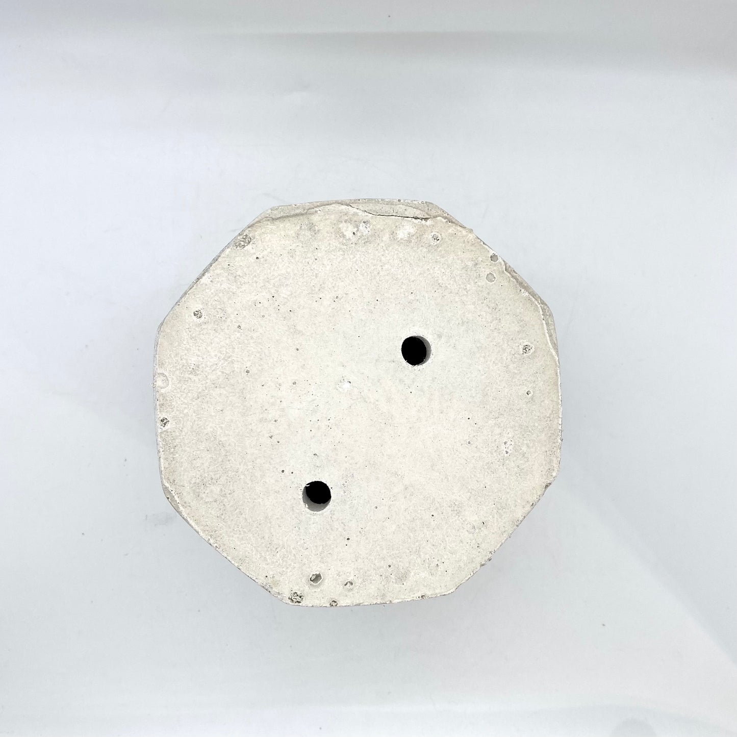 Jadeite | concrete pot