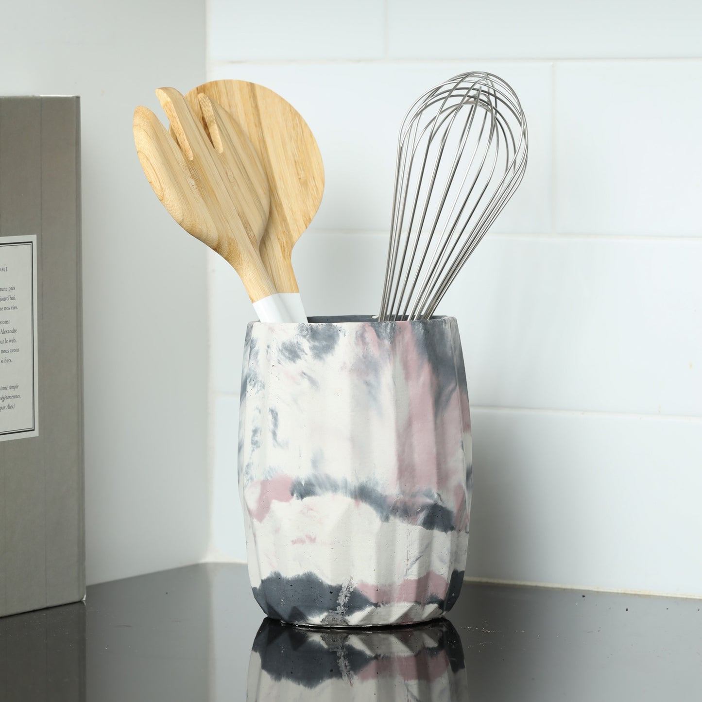 Opal | concrete pot