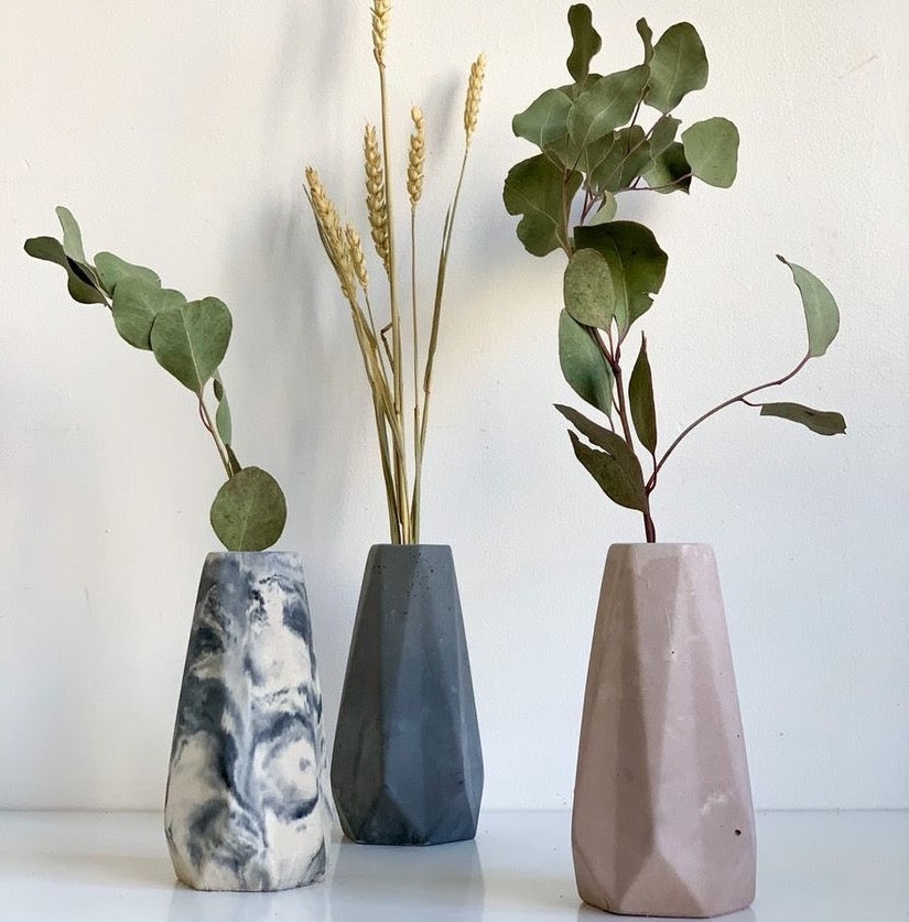 Flower vase