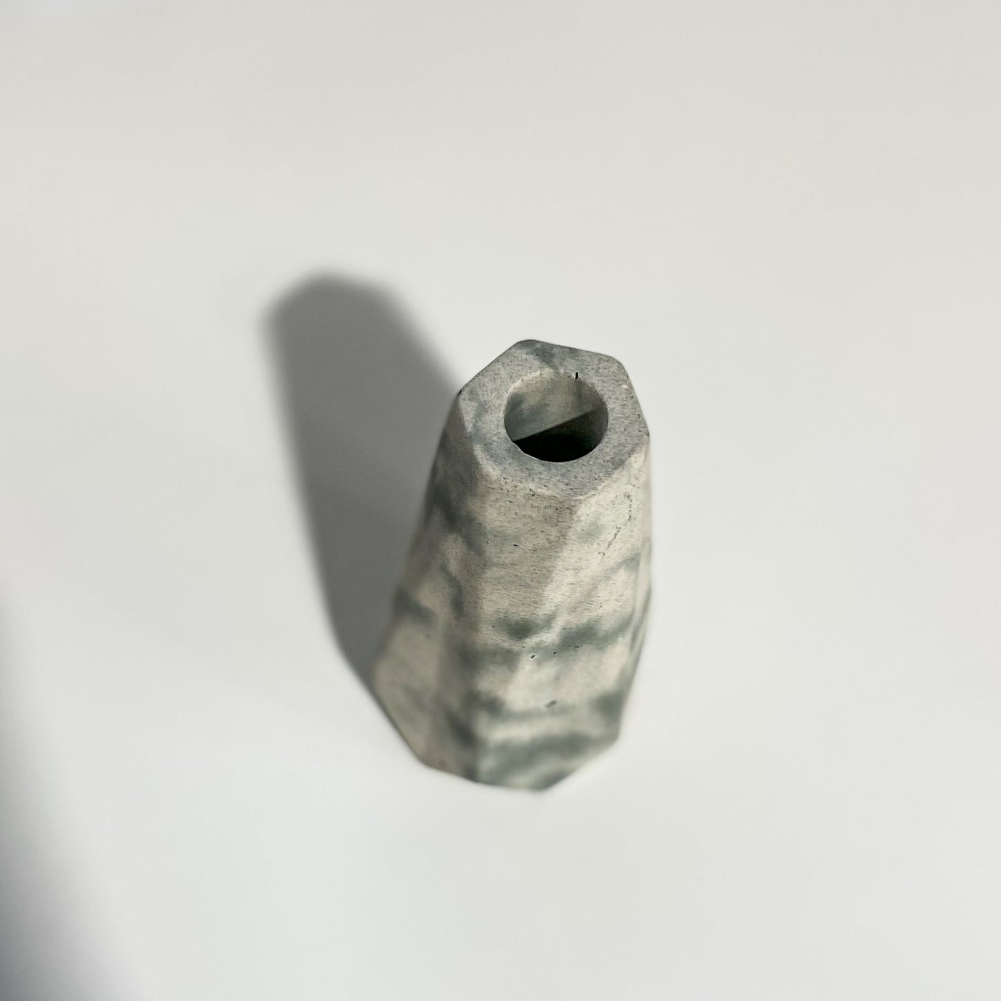 Flower vase