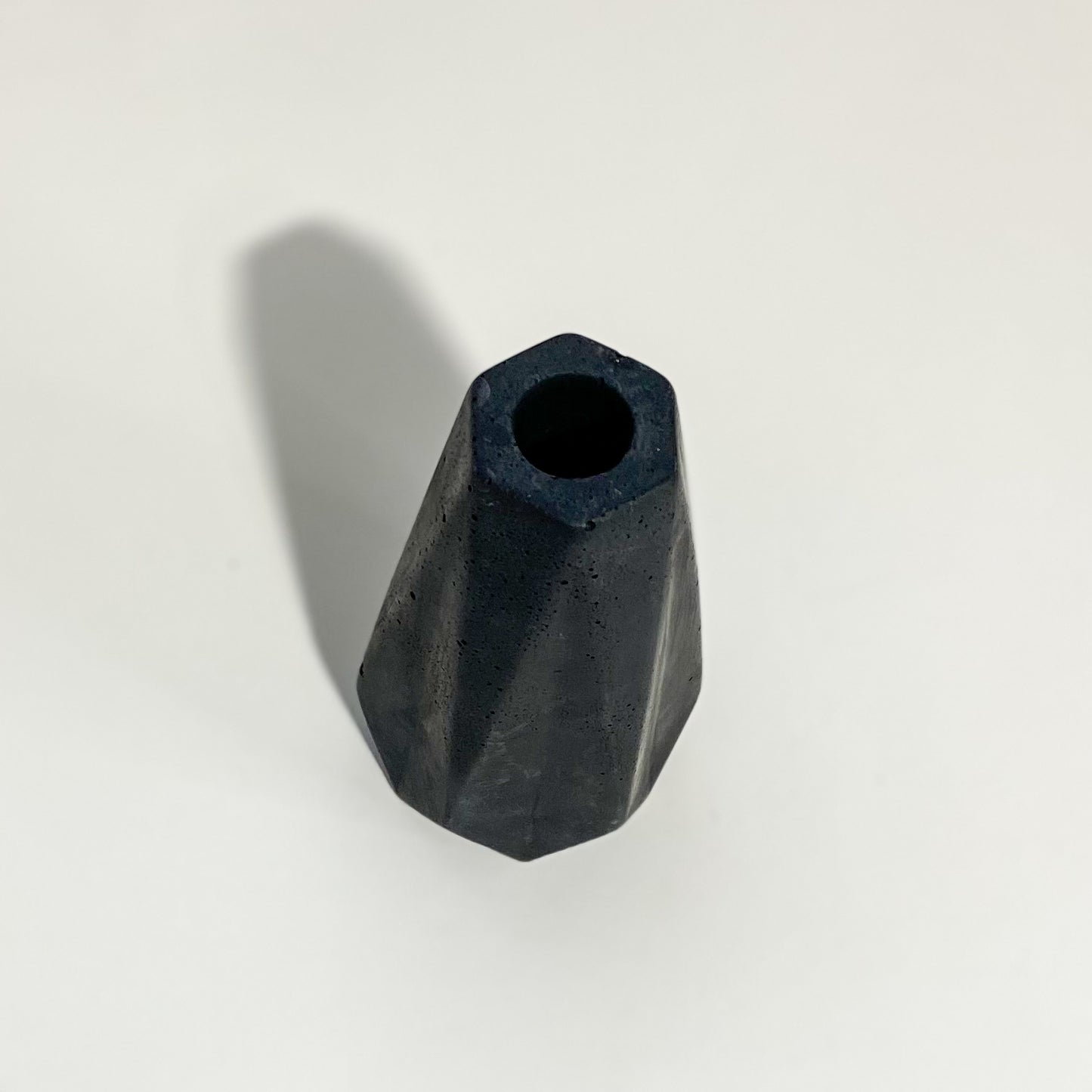 Flower vase