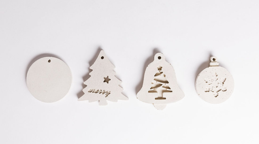 La magie de Noël dans une cloche en Béton : Décoration unique et diffusion d'huiles essentielles