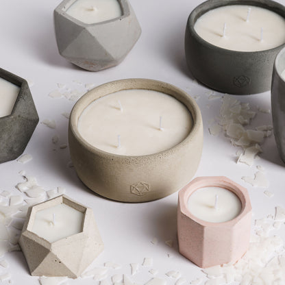 3 wick candle