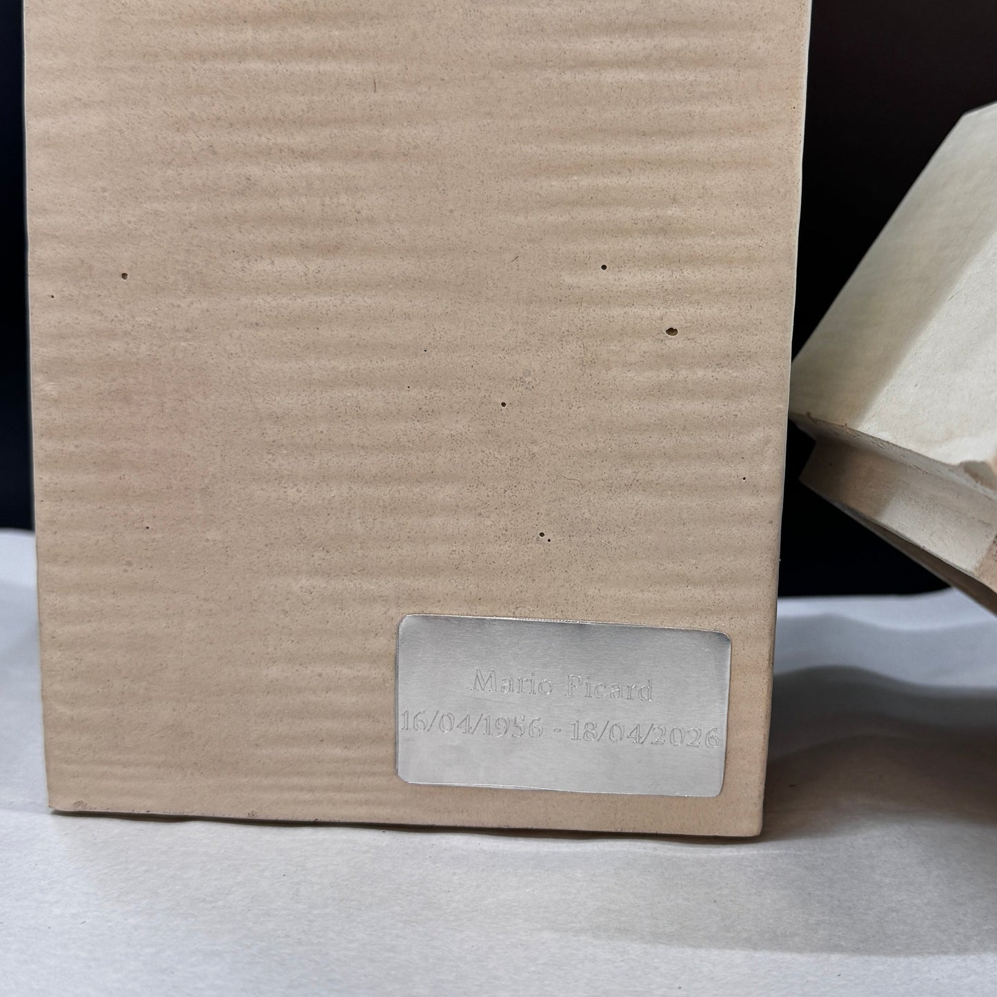 Plaque en Aluminium Gravée au Laser Personnalisée