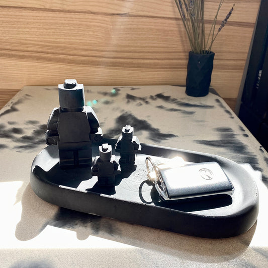 Pocket emptier and mimilego set
