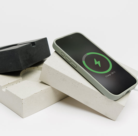 Bloc chargeur sans fil en béton