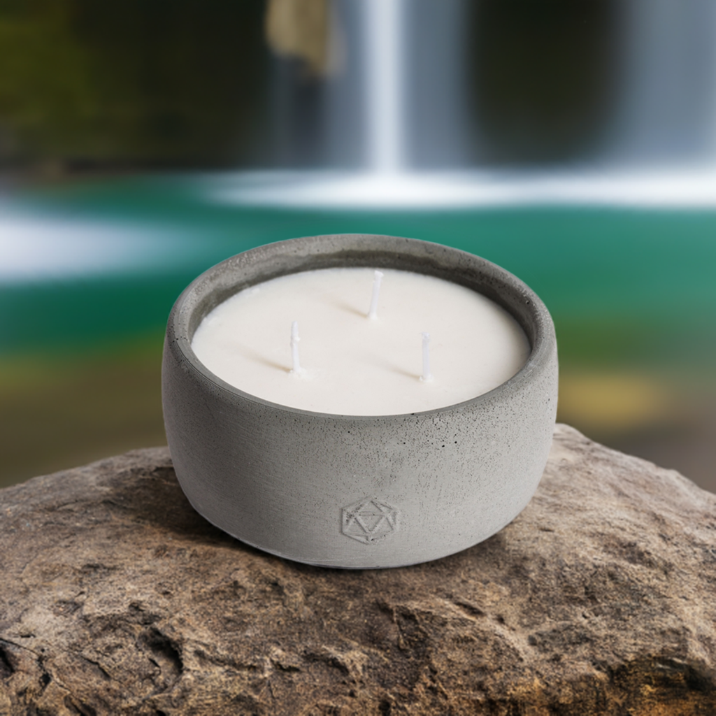 3 wick candle