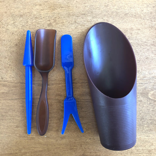 Succulent transplant tools
