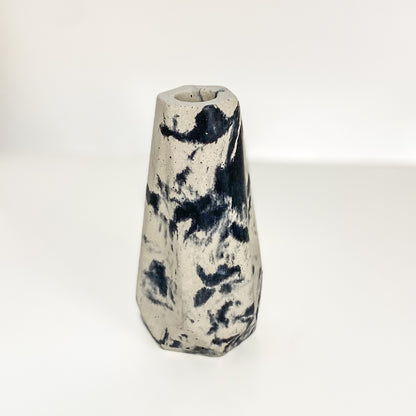 Flower vase