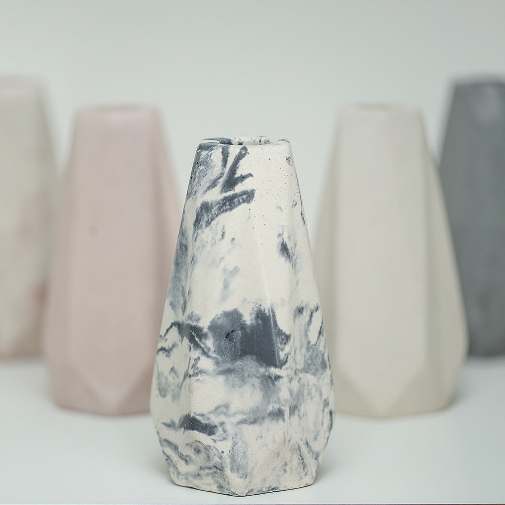 Flower vase