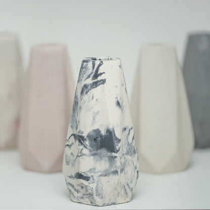 Flower vase