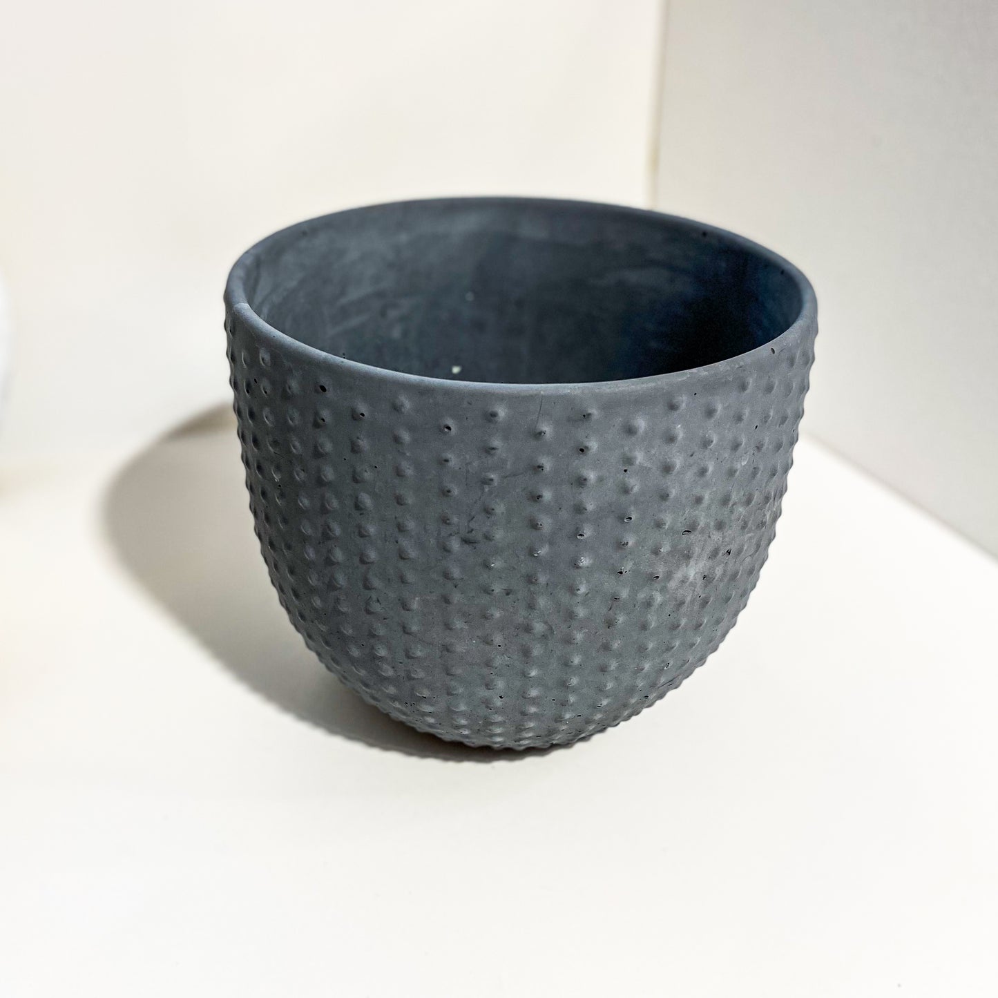 Pearl | concrete pot