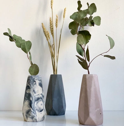 Flower vase