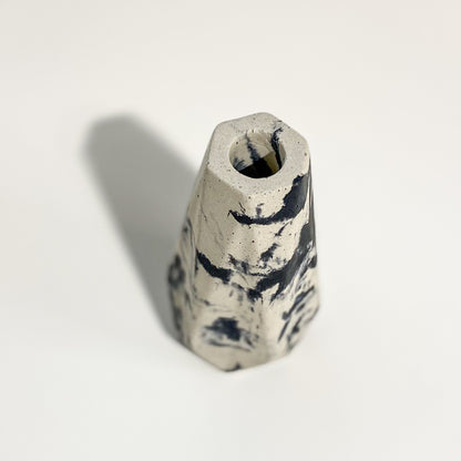 Flower vase