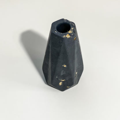 Flower vase